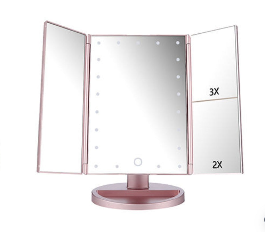 24 LED Tri-Fold Touch Screen Makeup Mirror MERLIÁ